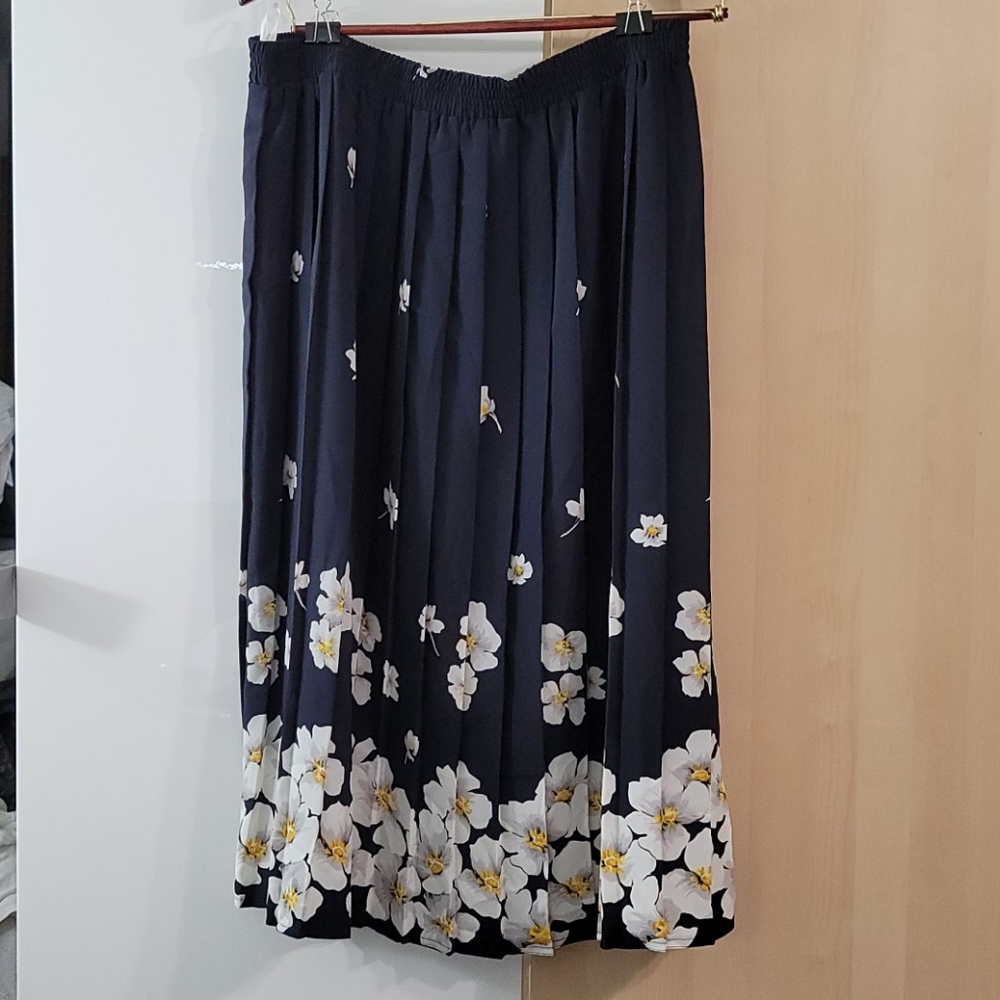 Women Tan‎ Jay Skirt 18 unlined - NWT